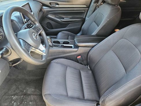 Used 2022 Nissan Altima 2.5 SV image 13