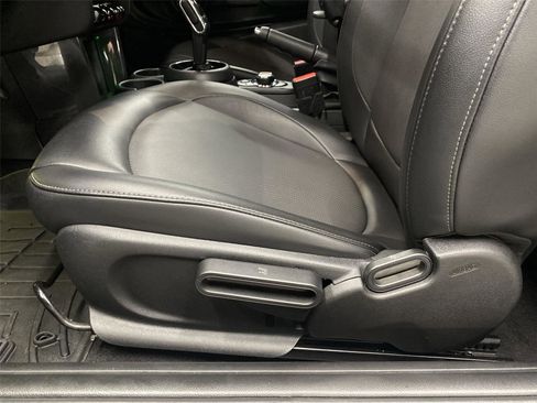 Used 2021 MINI Cooper Convertible w/ 6.5" Touchscreen Package image 18