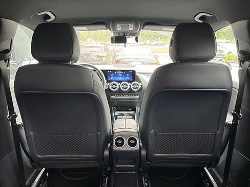 Certified 2025 Mercedes-Benz GLA 250 4MATIC image 50