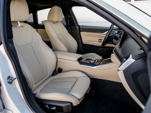 Used 2023 BMW i4 eDrive35 w/ Premium Package image 36