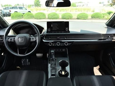 Used 2025 Honda Civic Sport image 7
