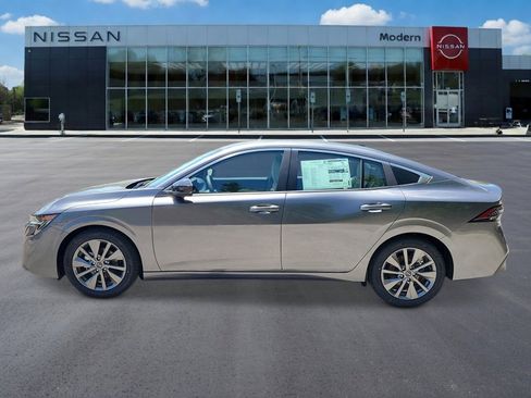 New 2026 Nissan Sentra SL FWD image 3