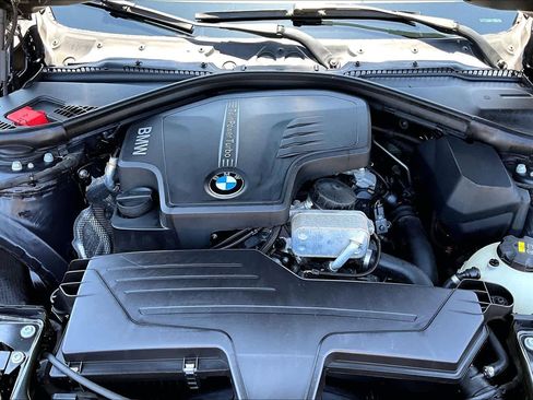 Used 2015 BMW 320i Sedan RWD image 35