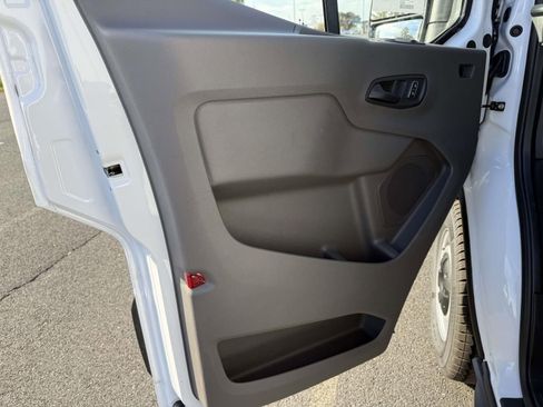 New 2026 Ford Transit 250 Low Roof w/ Load Area Protection Package RWD image 8