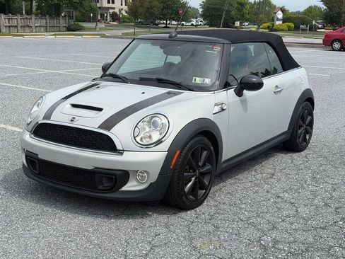 Used 2015 MINI Cooper S FWD image 3