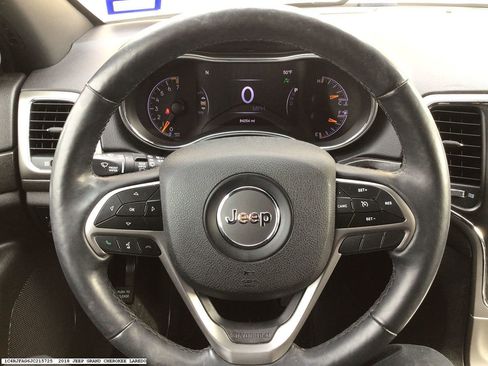 Used 2018 Jeep Grand Cherokee Altitude image 8