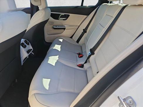 Used 2025 Mercedes-Benz C 300 Sedan image 19