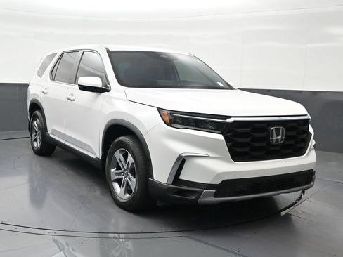 Used 2023 Honda Pilot EX-L image 7