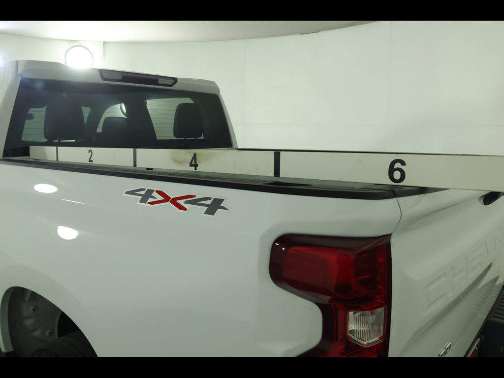 Used 2023 Chevrolet Silverado 1500 LT AWD/4WD image 13