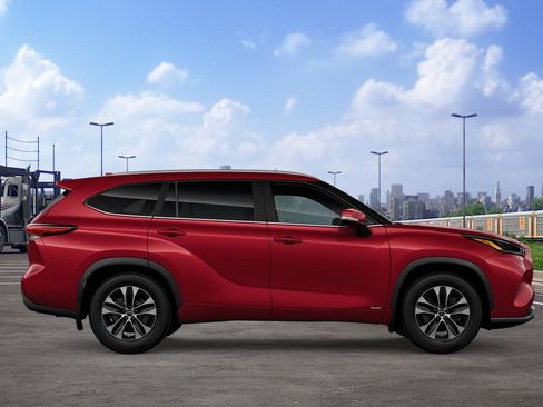 New 2026 Toyota Highlander XLE image 24