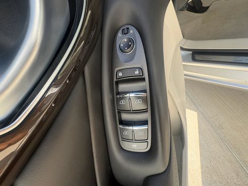 Used 2018 INFINITI Q50 Luxe w/ Essential Package (2.0T Luxe) RWD image 23