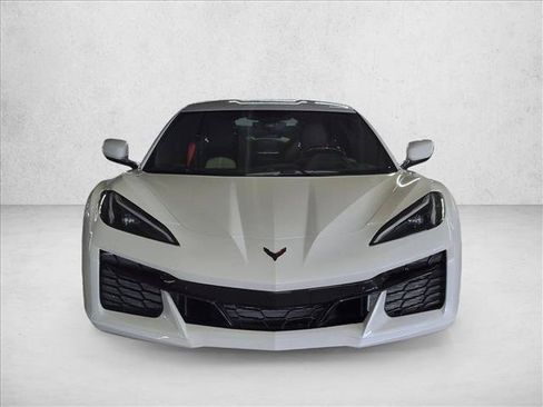 Used 2023 Chevrolet Corvette Z06 RWD image 2