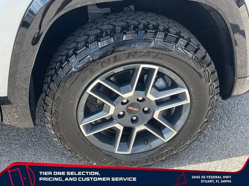 New 2026 GMC Terrain AT4 w/ Convenience Package III AWD/4WD image 21