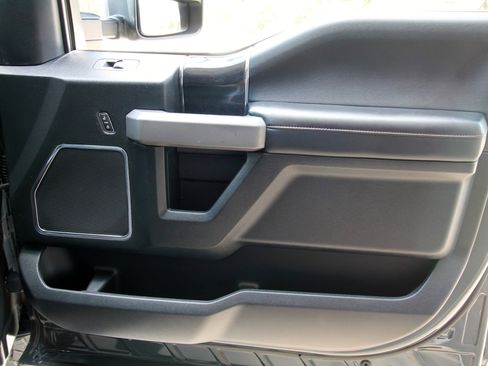 Used 2021 Ford F250 Platinum image 40