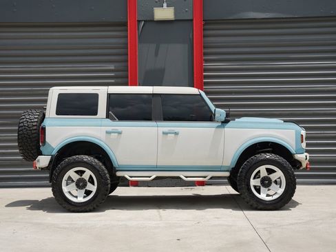 Used 2023 Ford Bronco Outer Banks AWD/4WD image 8