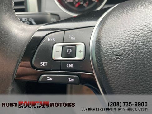 Used 2018 Volkswagen Atlas SE image 17