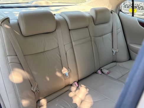 Used 2004 Lexus ES 330 FWD image 18