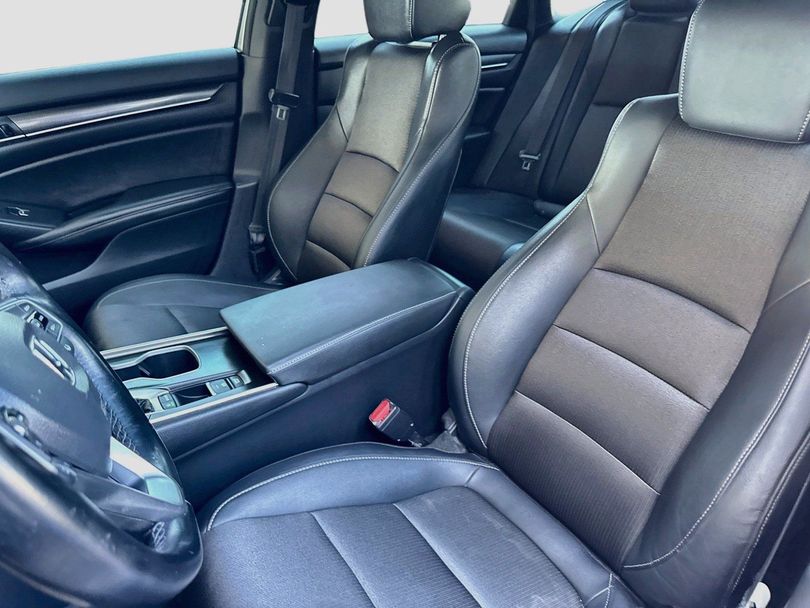 Used 2020 Honda Accord Sport image 12
