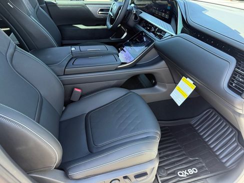 New 2026 INFINITI QX80 Autograph image 31