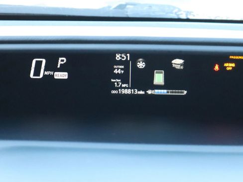 Used 2018 Toyota Prius C Two image 22