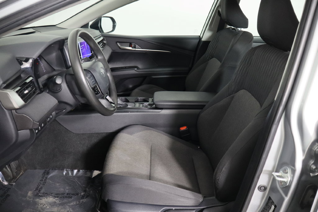 Used 2025 Toyota Camry LE FWD image 14