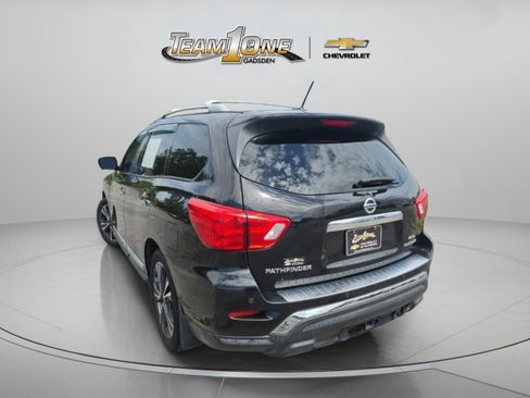 Used 2018 Nissan Pathfinder Platinum AWD/4WD image 6