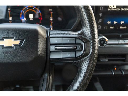 Used 2023 Chevrolet Colorado W/T RWD image 11