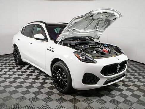 New 2026 Maserati Grecale Folgore AWD/4WD image 37