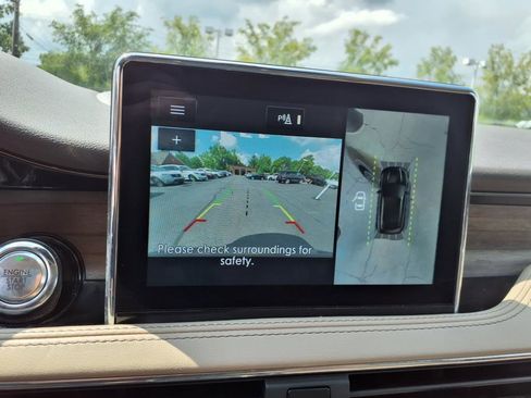 Used 2022 Lincoln Corsair Reserve w/ Equipment Group 201A image 16