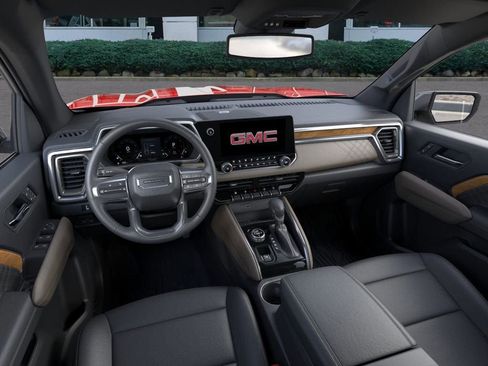 New 2026 GMC Canyon Denali image 15
