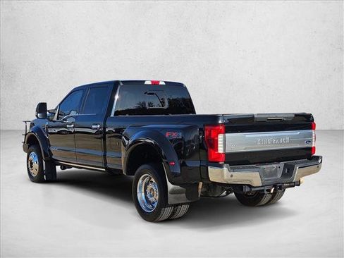 Used 2017 Ford F450 King Ranch w/ King Ranch Ultimate Package image 8