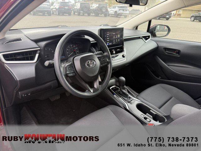 Used 2025 Toyota Corolla LE FWD image 10