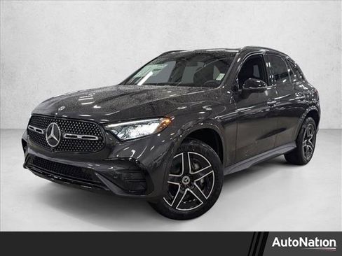 Used 2025 Mercedes-Benz GLC 300 GLC 300 image 1