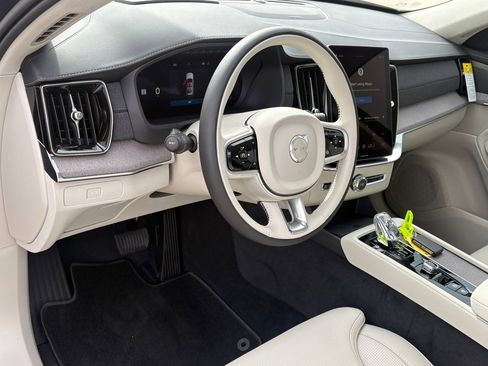 New 2026 Volvo XC90 B6 Ultra w/ Lounge Package image 14