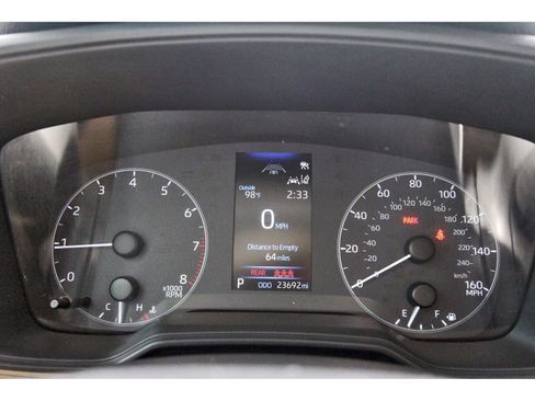 Used 2025 Toyota Corolla LE FWD image 18