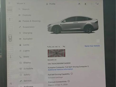 Used 2022 Tesla Model X Plaid image 11