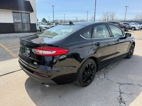 Used 2020 Ford Fusion SE image 14