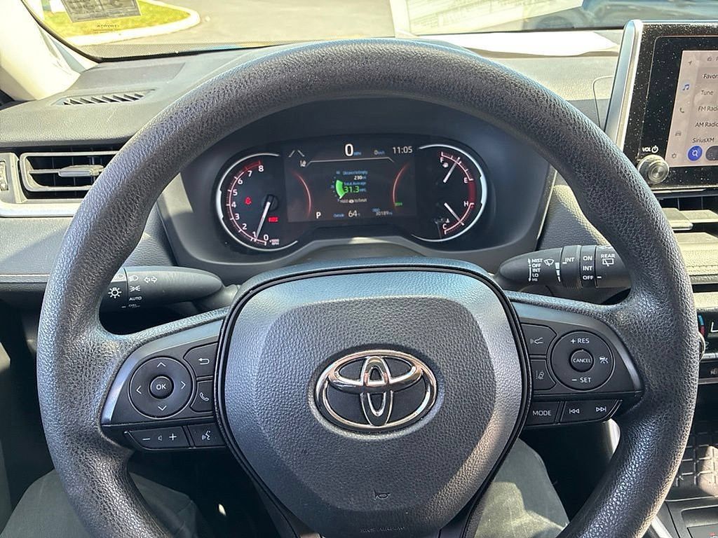 Certified 2025 Toyota RAV4 XLE AWD/4WD image 27