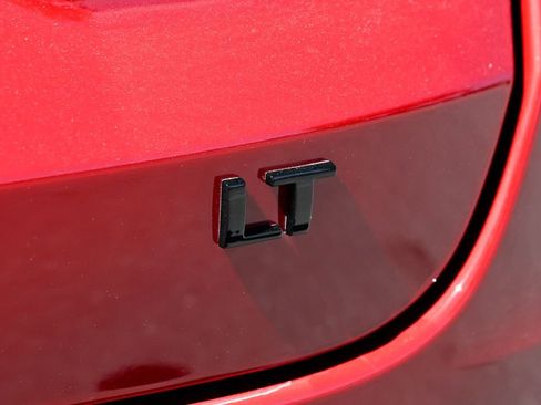 New 2026 Chevrolet Trax LT w/ LPO, Blackout Package FWD image 13