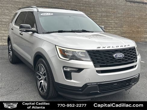 Used 2018 Ford Explorer Sport image 1