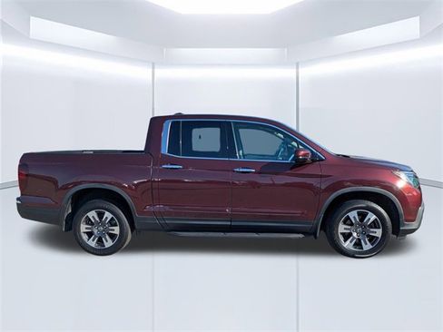 Used 2018 Honda Ridgeline RTL-E image 3