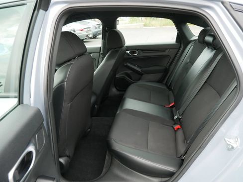 Used 2023 Honda Civic Sport image 11