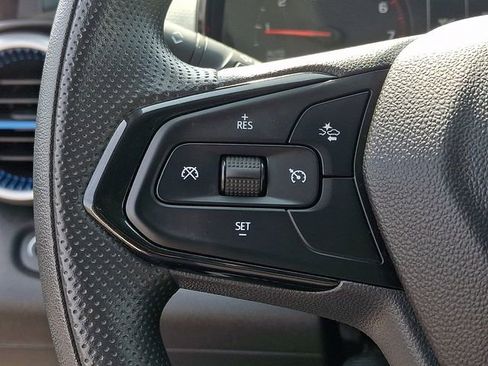 Used 2025 Chevrolet Trax LS FWD image 20