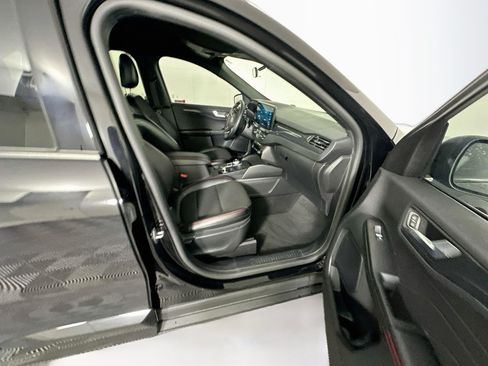 Used 2024 Ford Escape ST-Line w/ Tech Pack #1 FWD image 31