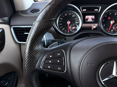 Used 2018 Mercedes-Benz GLS 450 4MATIC w/ Premium Package image 39