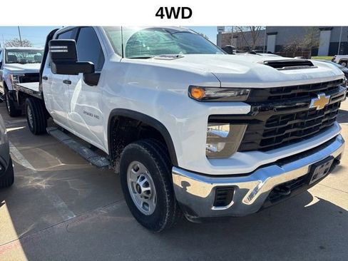 Used 2024 Chevrolet Silverado 2500 W/T w/ WT Convenience Package image 3