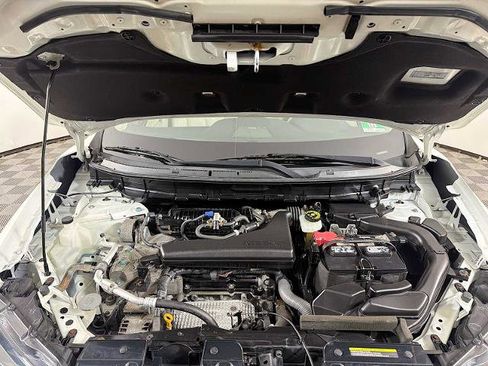 Certified 2018 Nissan Rogue SL w/ Premium Package image 26