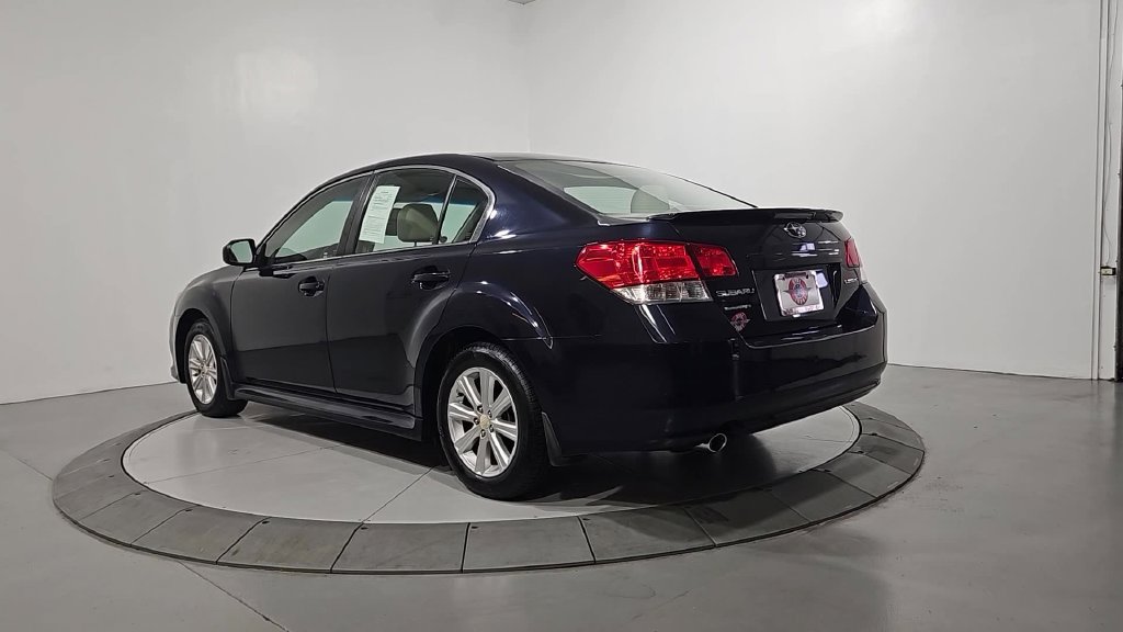 Used 2012 Subaru Legacy 2.5i Premium w/ All-Weather Pkg AWD/4WD image 3