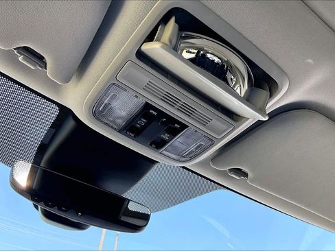 Certified 2025 Honda Odyssey Touring image 36