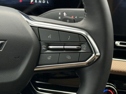 New 2026 Chevrolet Equinox ACTIV image 14